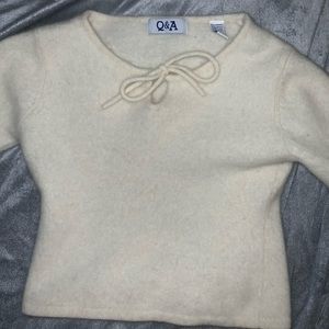 🍒 Q&A CROPPED SWEATER
